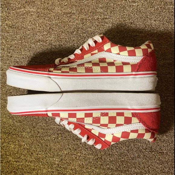 Old Skool Red and White Checkered Vans BRAND NEW - Picture 2 of 7